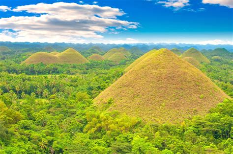 The Chocolate Hills - Bohol Island Attractions – Go Guides