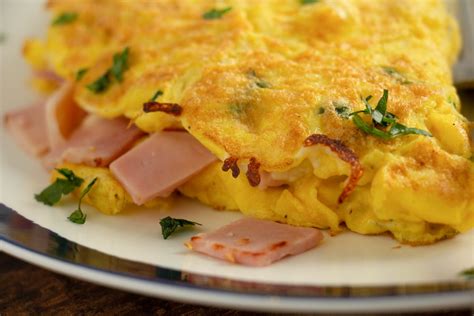 Basic Easy Omelette Recipe: the delicious recipe you'll love