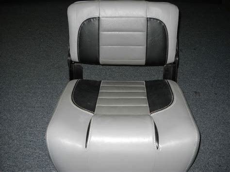 triton boat seats in Seating on PopScreen