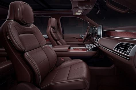 The front interior of a Lincoln Black Label Navigator Destination model ...