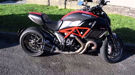 2015 Ducati Diavel Carbon Red - YouTube