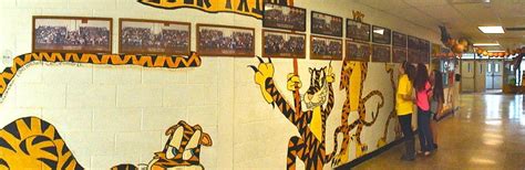 Photos: Murals of Paxon Hollow Middle School | Marple Newtown, PA Patch