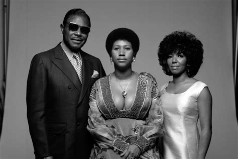 Who are Aretha Franklin's siblings?