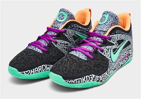 Nike KD 15 "Brooklyn Graffiti" DC1975-005 | SneakerNews.com