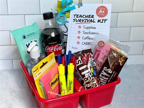 Make a Teacher Survival Kit (Awesome Ideas and Free Printable Gift Tag!)