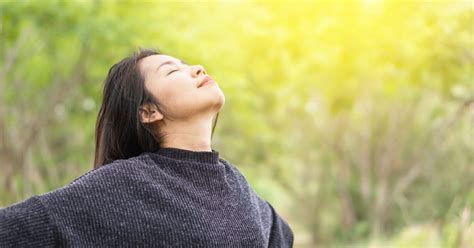 10 Benefits of Nose Breathing (and How to Do It) | Spirituality+Health