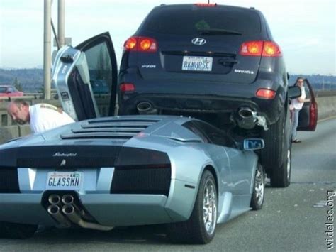 Weird Car Crashes. Part 2 (92 pics) - Izismile.com