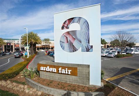 Arden Fair Elevator Remodel & Signs | Sunseri Associates