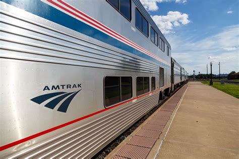 Review of Amtrak's California Zephyr and Coast Starlight: The cross ...