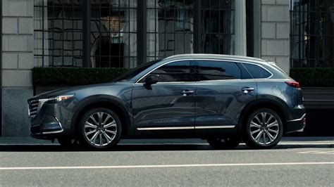 2022 Mazda CX-9'un donanım seviyelerine birlikte göz atıyoruz