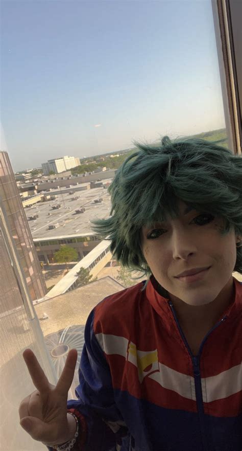 Deku Cosplay by BonesTheClown on DeviantArt