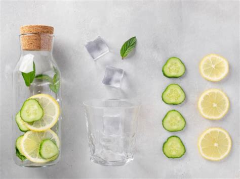 Refreshing and Healthy Mint Infused Water Recipes