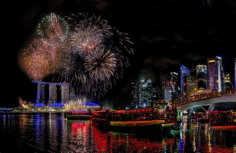 Fireworks Show Returns To Marina Bay NYE Countdown, With Epic Display ...