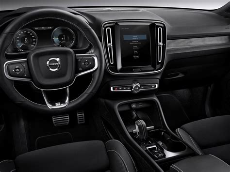 2023 Volvo XC40: 93 Interior Photos | U.S. News