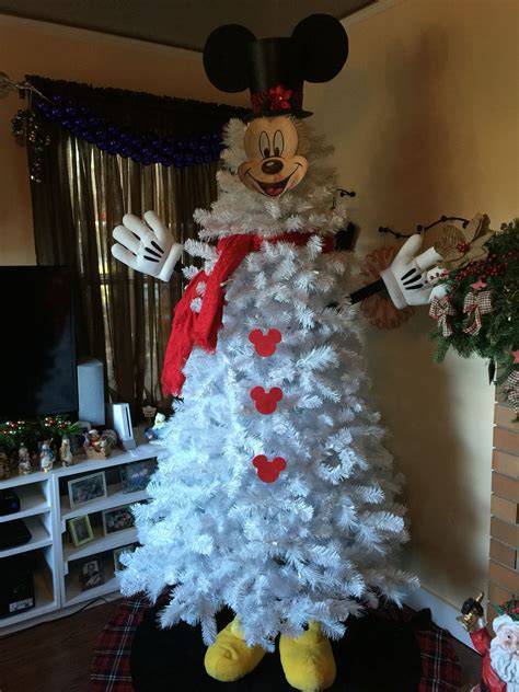 And the full view of my new Mickey Mouse snowman tree! Mickey Mouse ...