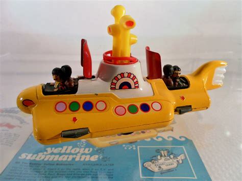 Vintage Original 1969 Corgi Toys Yellow Submarine Diecast. Figures ...