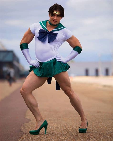 Muscular Cosplayer Loses Followers Every Time He Posts Himself Dressed ...