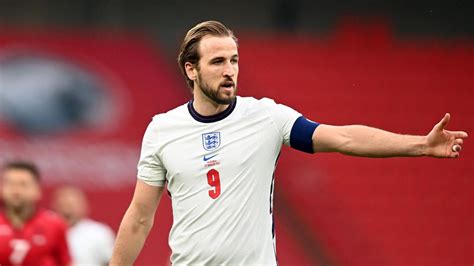 Football news - Harry Kane says club success in Europe can give England ...