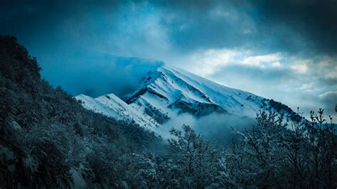 Scenic View of Snowy Mountain · Free Stock Photo