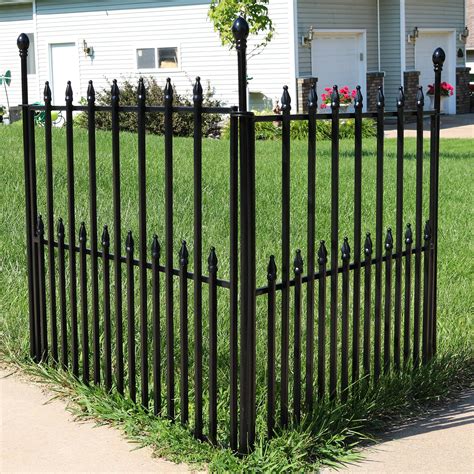 Sunnydaze 2-Piece Spear Top Garden Iron Landscape Garden Border Fence ...