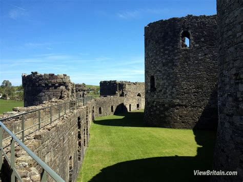 Beaumaris Castle details - Medieval Castle Layout, Design & Defence ...