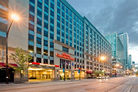 Hilton Garden Inn Chicago Downtown/Magnificent Mile 10 E Grand Avenue ...