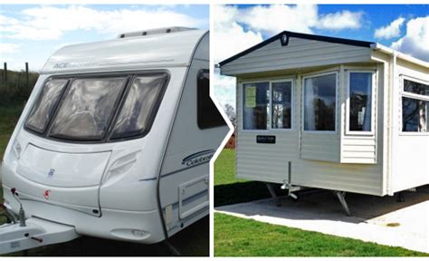 What Is the Difference Between a Caravan & a Mobile Home?