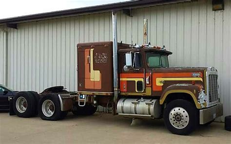 IH 4300 Transtar | International harvester truck, Trucks, International ...