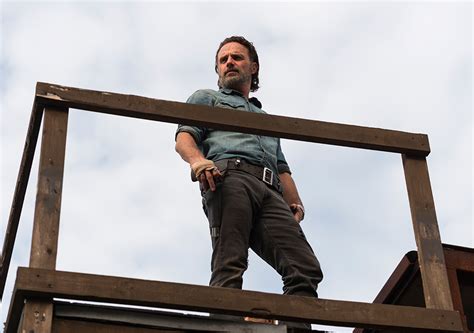 ‘The Walking Dead’ Season 7 Finale Recap: How Do You Aim a Tiger ...