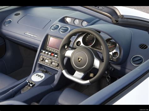 Lamborghini Gallardo LP 560-4 Spyder | Interior