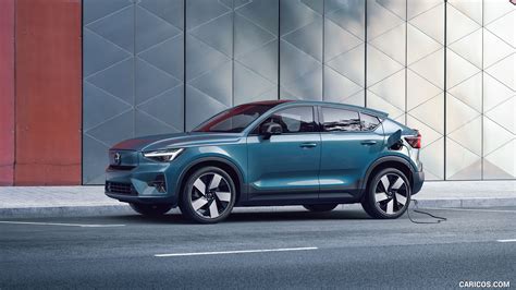 Volvo XC40 Recharge | 2023MY (Color: Fjord Blue) | Front Three-Quarter