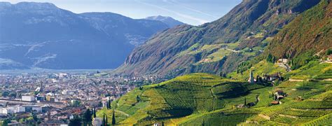 Hikes in Bolzano | Bolzano, Hiking trails, Italy travel guide