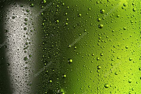 Texture water drops on the bottle of beer. — Stock Photo © Valentyn ...