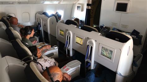 Review: Air France Boeing 777 Business Class from Madagascar to Paris