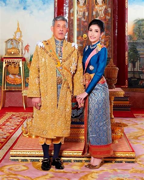 Thai King Pardons Former Concubine & Flies Her To Join His Harem In ...