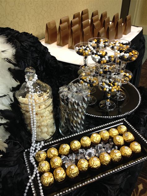 Black, Gold and Ivory candy buffet | Fiesta de cumpleaños dorada ...