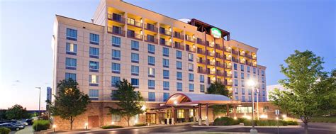 Hotel near the Airport in Denver, Colorado | Courtyard Denver Airport