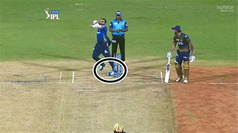 Rohit Sharma Injury | Rohit Sharma Picks up Ankle Injury During KKR-MI ...