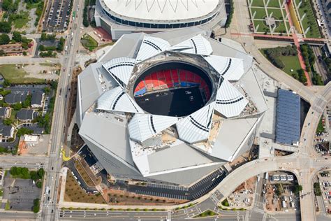 An Exclusive Look at the Atlanta Falcons Brand New Stadium Photos ...