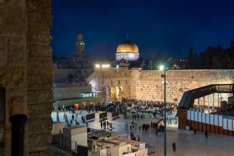 Night View of the Wall in Jerusalem Stock Image - Image of mosque, east ...