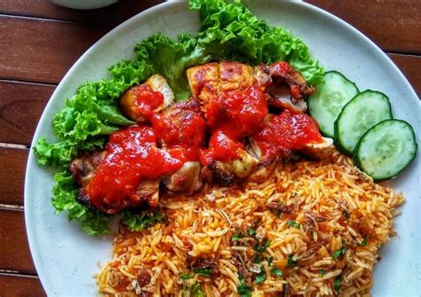 Resipi Nasi Ayam Goreng oleh Sarmila Sharif - Cookpad