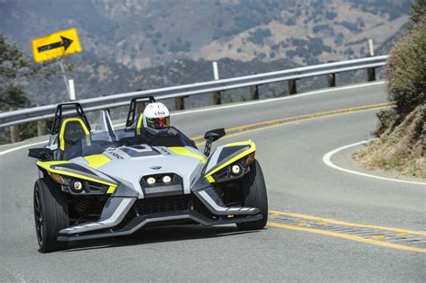 Polaris Slingshot. specs and price