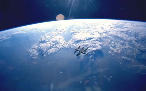 Download International Space Station (ISS) Orbiting Earth Wallpaper ...