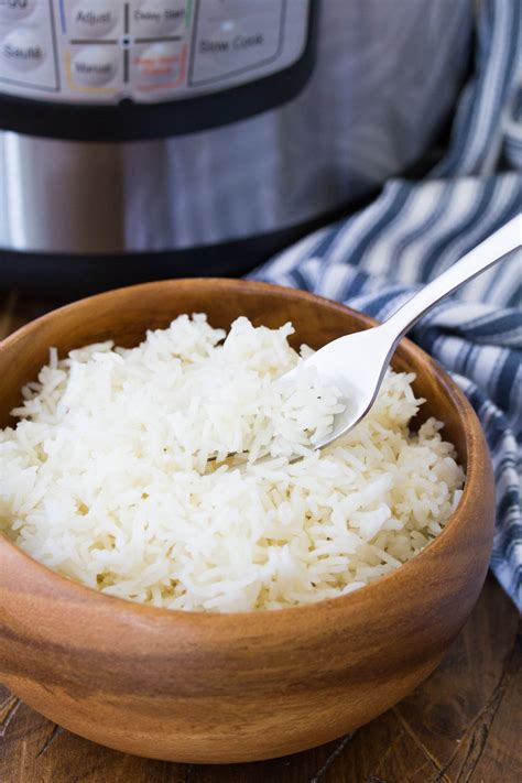 Instant Pot Rice - Easy and Foolproof Recipe!