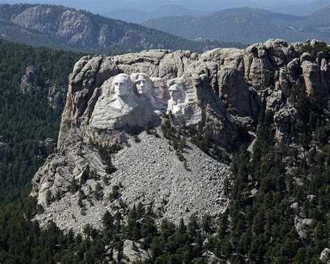 Aerial view, Mount Rushmore, near Keystone, South Dakota | Library of ...