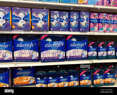 Feminine hygiene products hi-res stock photography and images - Alamy