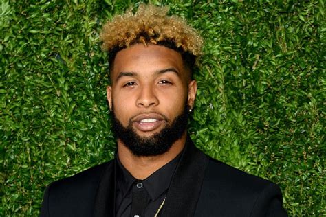 Odell Beckham Jr. wears $4K yellow suit before football game