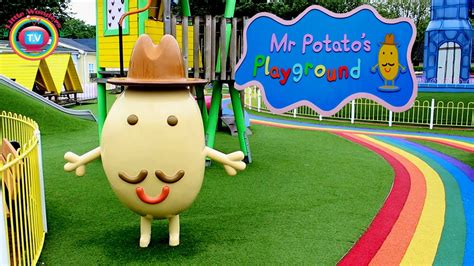 PEPPA PIG WORLD! Potato City - Mr Potato Playground at Peppa Pig World ...