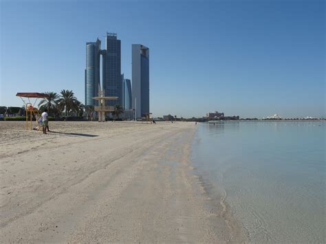 Corniche beach — attraction Abu Dhabi. Hotels near the attraction ...