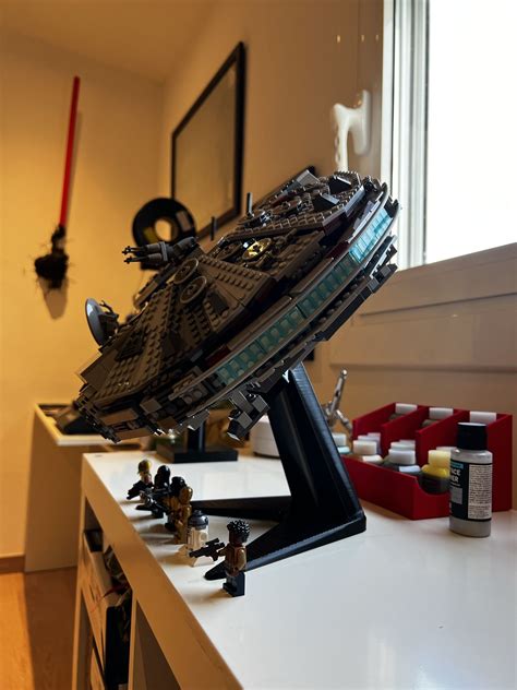 3D printable Lego Millennium Falcon Display Stand #75257 • made with ...